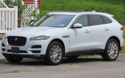 재규어 F-PACE 사진
