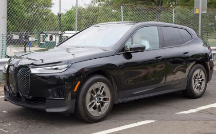 BMW iX 사진